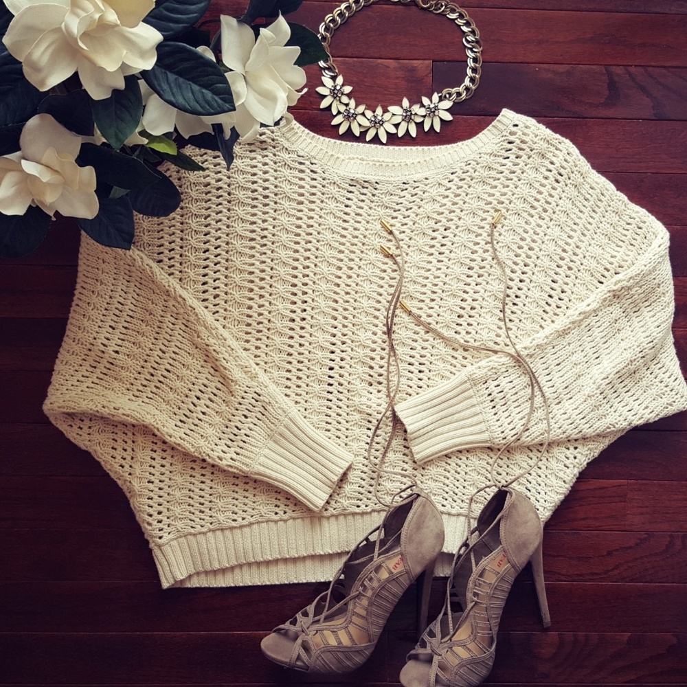 Elizabeth & James Knit Sweater Ivory, Cream - Picture 2 of 8